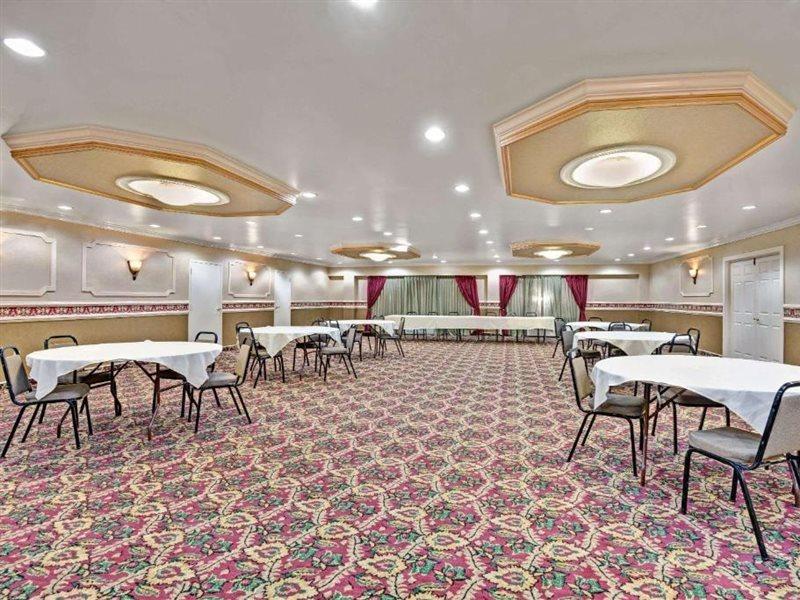 Inn At Atlantic City Hotel & Banquet Galloway Exteriér fotografie